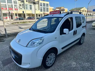 Käytetty Fiat Qubo Dynamic 70 HP (51 kW) 2012 Valkoinen Tila-auto