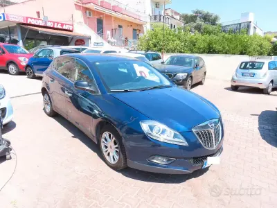 Usata Lancia Delta Gold 120 CV (88 kW) 2011 Bluazzurro Utilitaria