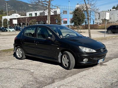 Usata Peugeot 206 68 CV (50 kW) 2004 Nero Berlina