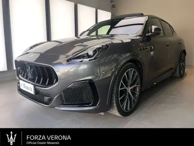 Begagnad Maserati Grecale 530 HK (389 kW) 2022 Grå SUV