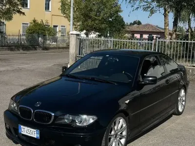 Usata BMW 320 Efficient Dynamics 150 CV (110 kW) 2005 Nero Coupé