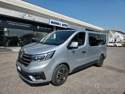 Usata Renault Trafic 150 CV (110 kW) 2023 Grigio Monovolume
