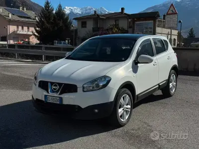 Usata Nissan Qashqai Tekna 150 CV (110 kW) 2012 Bianco SUV