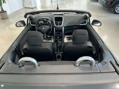 Begagnad Peugeot 207 CC