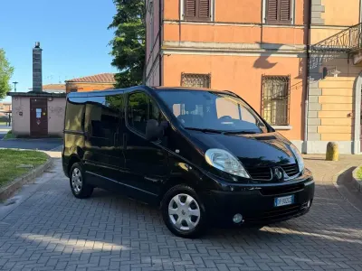 Usata Renault Trafic 114 CV (83 kW) 2008 Nero Monovolume