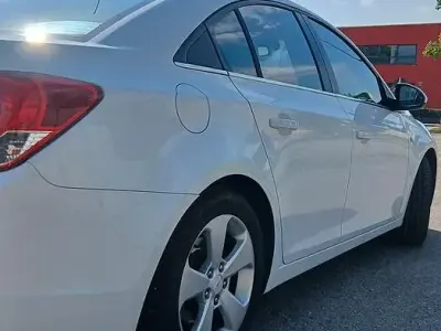 Usata Chevrolet Cruze 150 CV (110 kW) 2010 Bianco Berlina