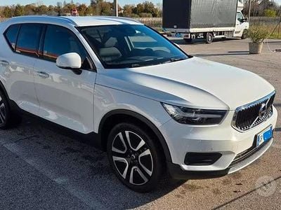 Usata Volvo XC40 150 CV (110 kW) 2020 Bianco SUV