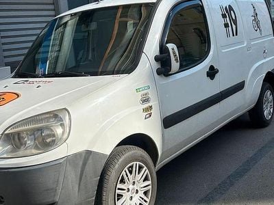 Käytetty Fiat Doblò 105 HP (77 kW) 2008 Tila-auto