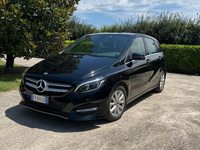 Usata Mercedes B160 90 CV (66 kW) 2018 Monovolume