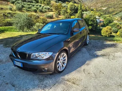 Usata BMW 120 163 CV (119 kW) 2006 Grigio Utilitaria
