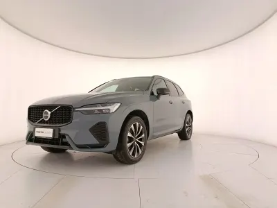 Usata Volvo XC60 Plus 197 CV (144 kW) 2023 Grigio SUV
