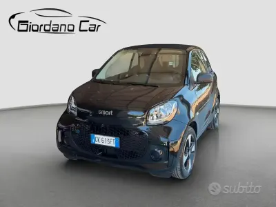 Usata Smart ForTwo Electric Drive Passion 41 kW (56 CV) 2022 Nero Berlina