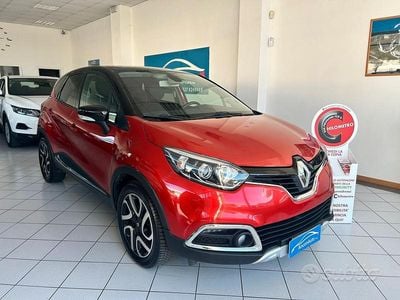 Usata Renault Captur 90 CV (66 kW) 2015 Rosso SUV