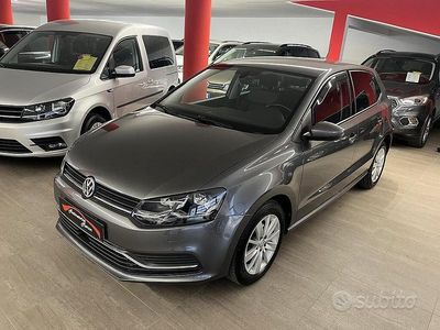 Usata VW Polo Comfortline 75 CV (55 kW) 2017 Grigio Berlina