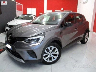 Usata Renault Captur Intens 91 CV (66 kW) 2022 Grigio SUV