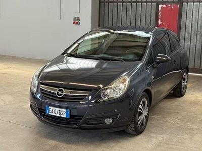 Usata Opel Corsa Sport 86 CV (63 kW) 2010 Blu Utilitaria