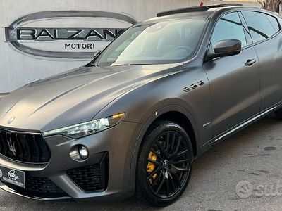 Usata Maserati Levante 275 CV (202 kW) 2020 Grigio satinato SUV
