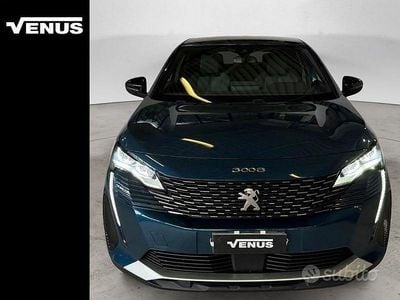 Usata Peugeot 3008 Allure 302 CV (222 kW) 2023 Blu SUV