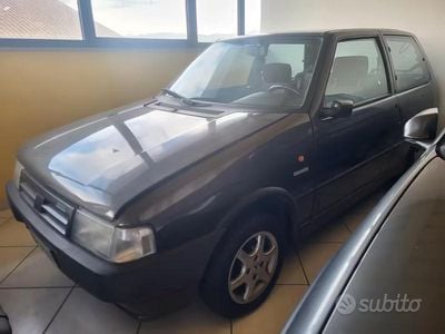 Occasion Fiat Uno 45 ch (33 kW) 1990 Gris Citadine