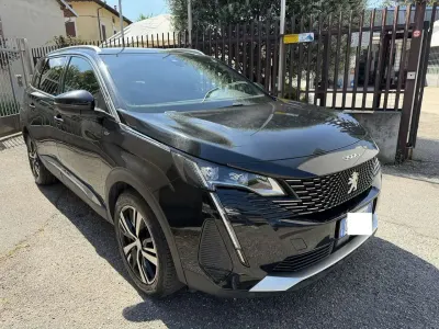 Usata Peugeot 5008 Allure 131 CV (96 kW) 2023 Nero SUV