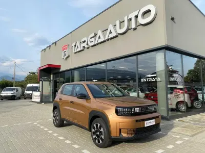 Nuova Fiat Grande Panda Icon 100 CV (73 kW) 2026 Grigio Utilitaria
