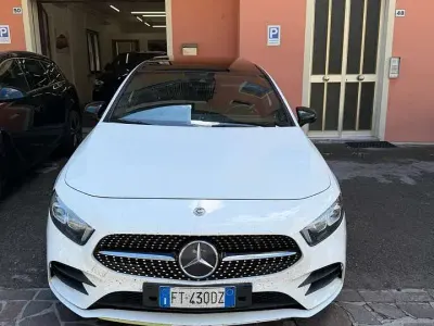 Usata Mercedes A180 AMG Edition 116 CV (85 kW) 2019 Bianco Berlina