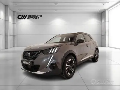 Usata Peugeot 2008 GT-line 131 CV (96 kW) 2021 Grigio SUV