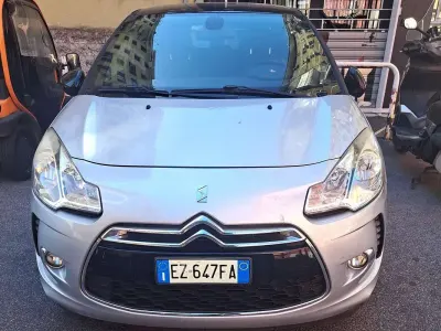 Usata Citroën DS3 So Chic 99 CV (72 kW) 2015 Argento Berlina