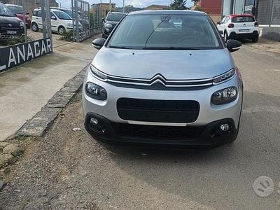 Usata Citroën C3 Shine 74 CV (54 kW) 2018 Grigio Berlina
