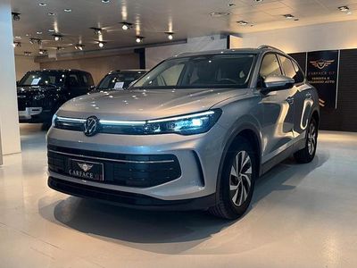 Usata VW Tiguan Edition 130 CV (95 kW) 2024 Grigio SUV