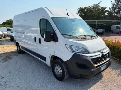 Usata Citroën Jumper 140 CV (102 kW) 2023 Bianco Monovolume