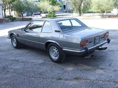 Usata De Tomaso De Tomaso Longchamp 271 CV (199 kW) 1975 Grigio medio met. Coupé