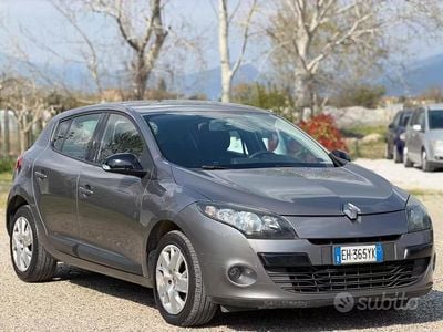 Usata Renault Mégane GT Line GT-Line 110 CV (80 kW) 2011 Grigio Berlina