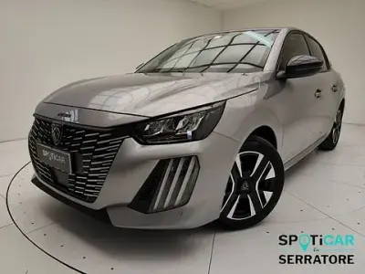 Usata Peugeot 208 Allure 101 CV (74 kW) 2025 Grigio Utilitaria