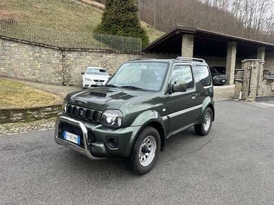 Usata Suzuki Jimny 86 CV (63 kW) 2015 Verde SUV
