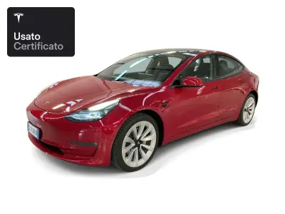 Usata Tesla Model 3 Long Range AWD 324 kW (441 CV) 2021 Red multicoat Berlina