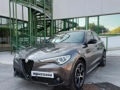 Usata Alfa Romeo Stelvio 209 CV (153 kW) 2022 Grigio SUV