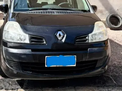 Käytetty Renault Modus 75 HP (55 kW) 2010 Musta Tila-auto
