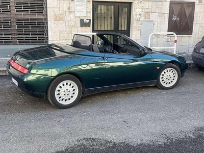 Usata Alfa Romeo Spider 122 CV (89 kW) 1995 Verde Cabrio