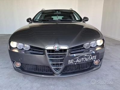 Usata Alfa Romeo 159 Distinctive 119 CV (87 kW) 2009 Marrone Station wagon
