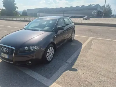 Usata Audi A3 140 CV (102 kW) 2006 Marrone Utilitaria