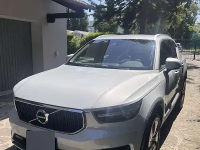 Usata Volvo XC40 Momentum 129 CV (94 kW) 2020 SUV