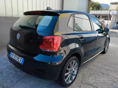 Usata VW Polo 90 CV (66 kW) 2011 Nero Utilitaria