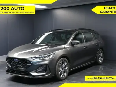 Usata Ford Focus ST 116 CV (85 kW) 2023 Grigio Station wagon