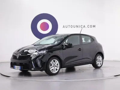 Usata Renault Clio 65 CV (47 kW) 2024 Utilitaria