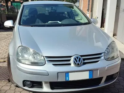 Usata VW Golf VI United 102 CV (75 kW) 2009 Grigio Utilitaria