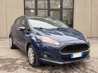 Usata Ford Fiesta 95 CV (69 kW) 2016 Blu Berlina