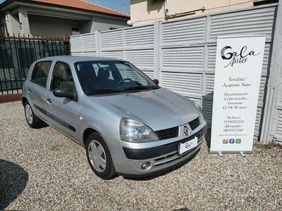 usata Renault Clio 1.2 16V 5 porte **IDEALE PER NEOPATEN