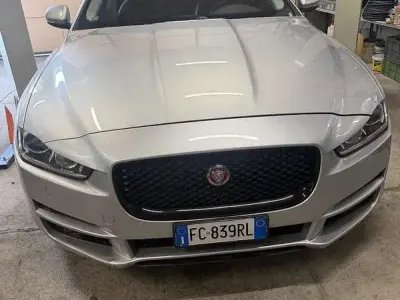 Usata Jaguar XE Portfolio 179 CV (131 kW) 2016 Berlina