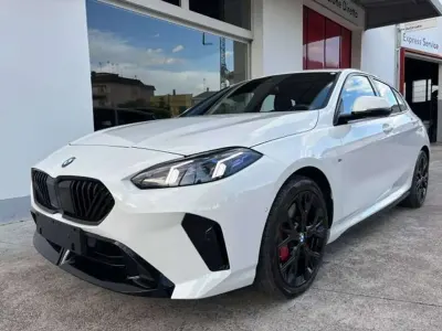 Usata BMW 118 M Sport 150 CV (110 kW) 2025 Bianco Utilitaria
